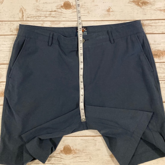 Faherty Men’s Blue Nights All Day™ Short 2.0 (9") Size 38 - Picture 4 of 13